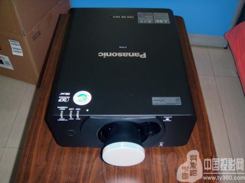 2��׃���R�^ ���¸�������ͶӰ�C(j��)PT-FDX40����